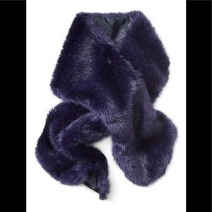 Banana Republic NvyBlue Rabbit Faux Fur Scarf/Wrap